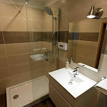 شقة فندقية Sainte Trinite 4*