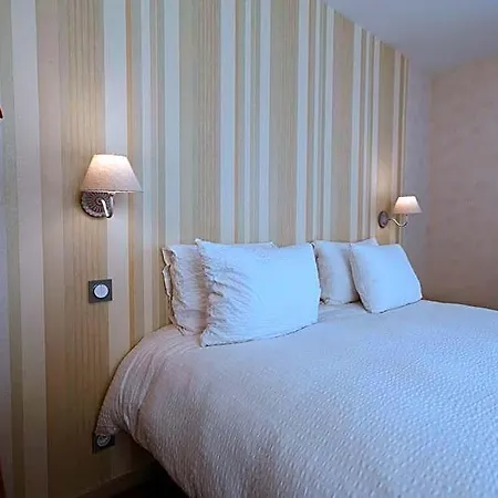 شقة فندقية Sainte Trinite 4*
